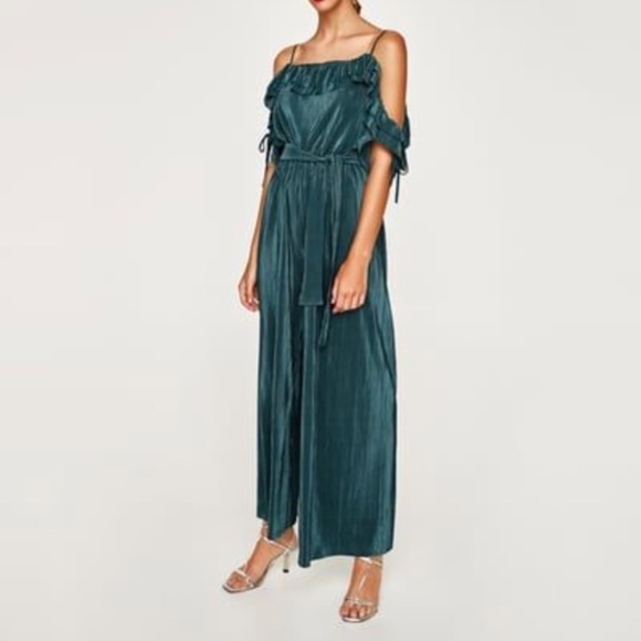 Zara Pants - Zara Off the shoulder long ruffle pleated jumpsuit